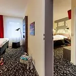 Akzent Am Schlosspark Hotel 3*