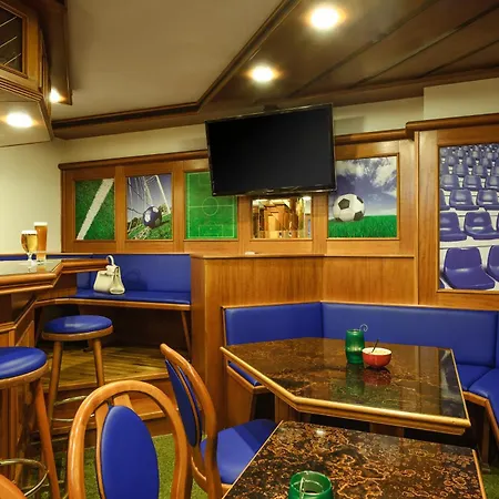 Hotel Am Schlosspark 3*