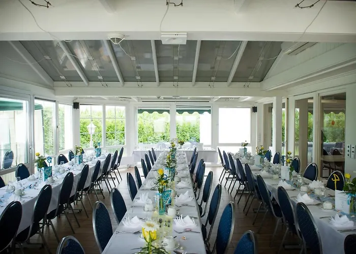 Hotel Am Schlosspark 3*